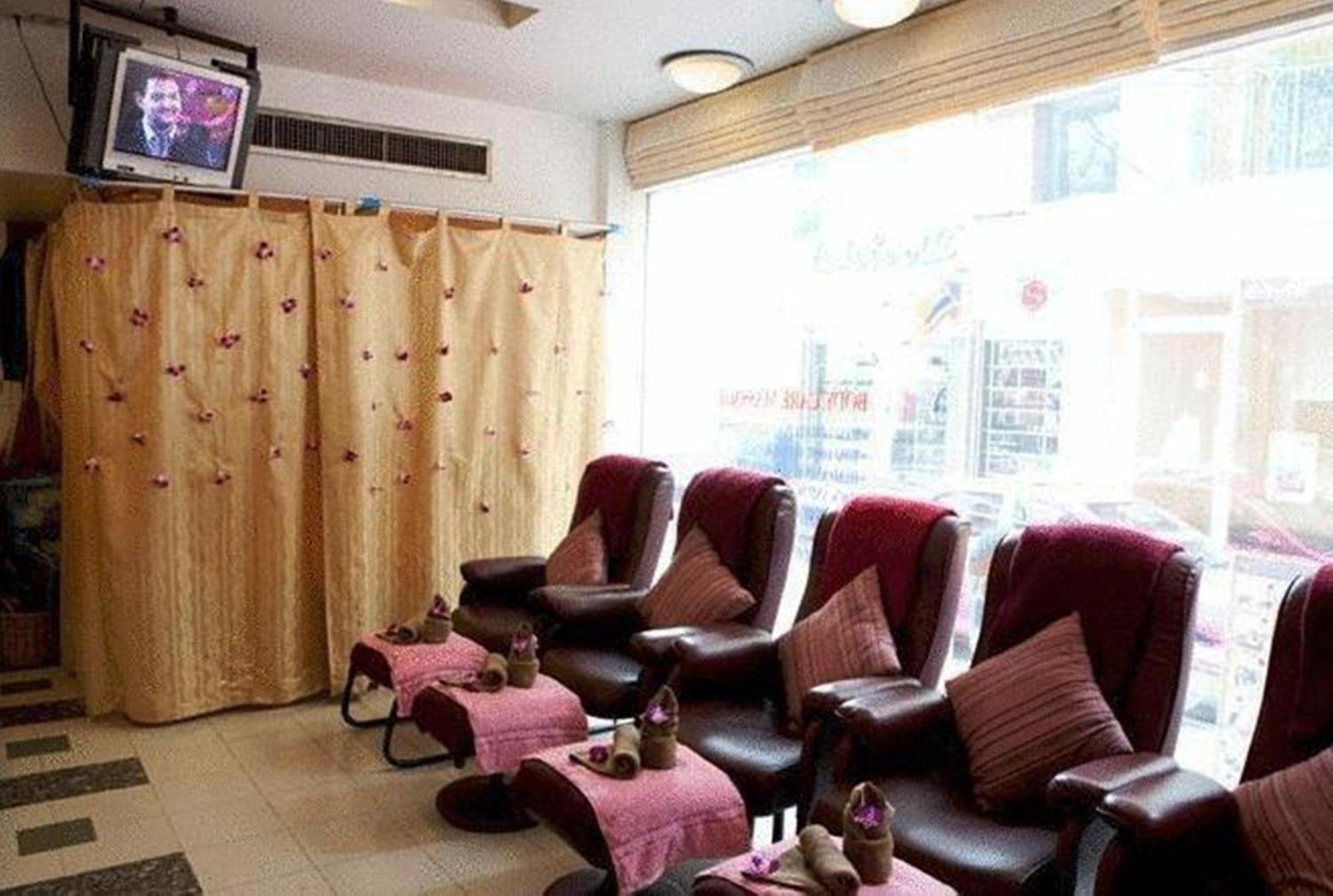 בנגקוק Ten Stars Hotel מראה חיצוני תמונה