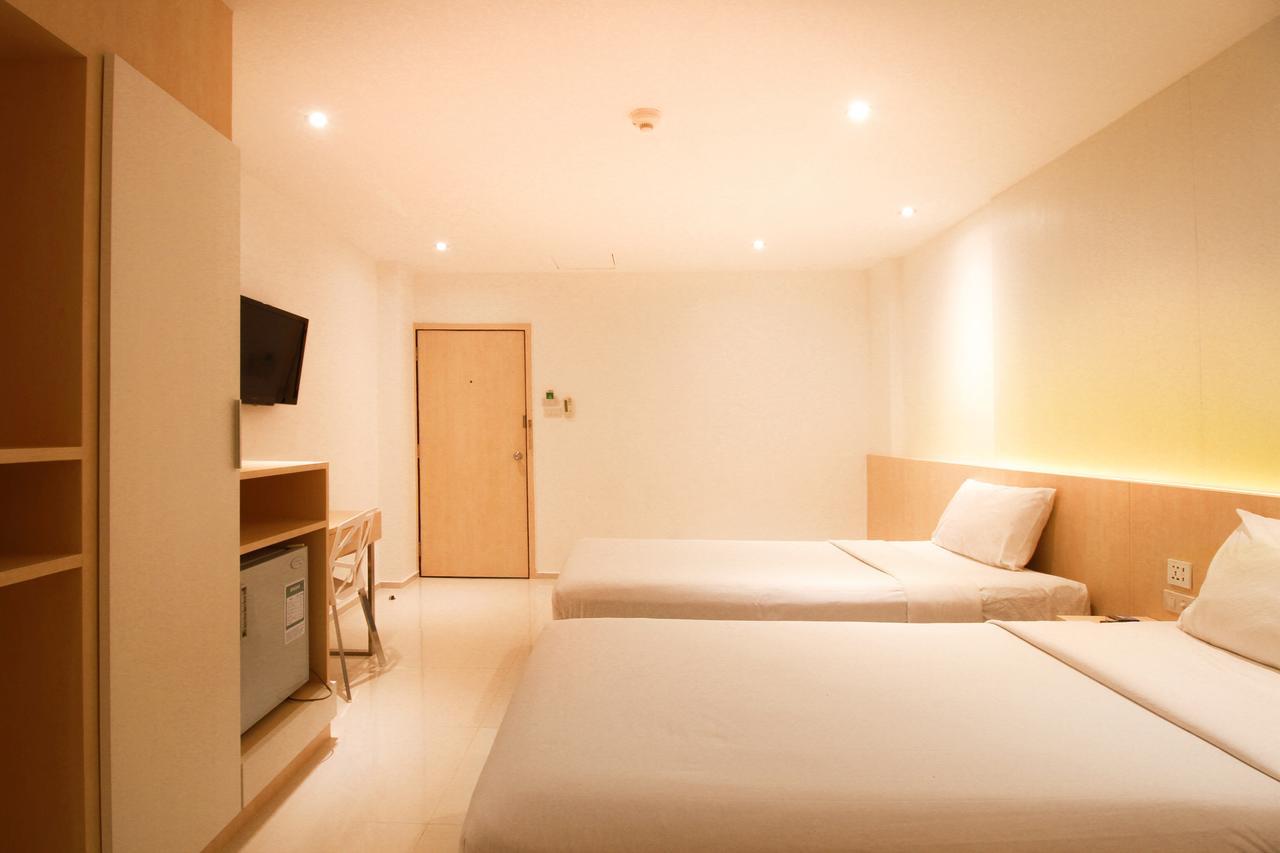 בנגקוק Ten Stars Hotel מראה חיצוני תמונה