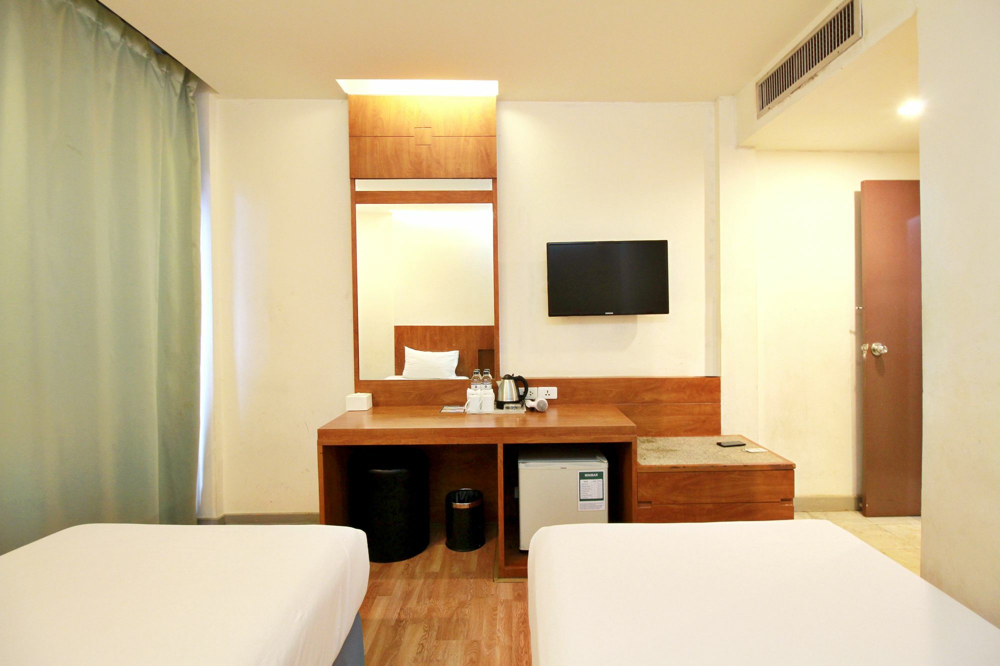 בנגקוק Ten Stars Hotel מראה חיצוני תמונה